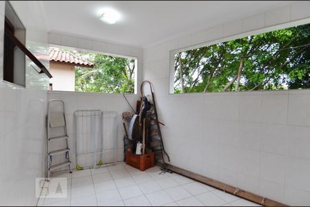 Casa à venda com 193m², 3 quartos e 3 vagasÁrea de Serviço