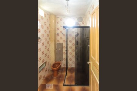 Banheiro de apartamento para alugar com 2 quartos, 70m² em Jardim Santa Adélia, São Paulo