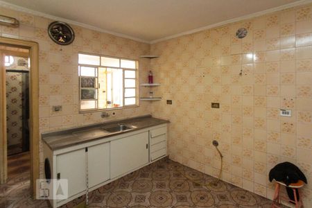 Cozinha de apartamento para alugar com 2 quartos, 70m² em Jardim Santa Adélia, São Paulo