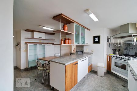 Apartamento para alugar com 270m², 4 quartos e 2 vagasCozinha