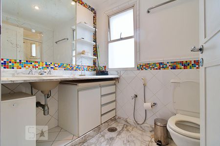 Apartamento para alugar com 270m², 4 quartos e 2 vagasBanheiro da Suíte 2