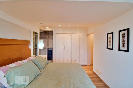 Apartamento para alugar com 270m², 4 quartos e 2 vagasSuíte 1