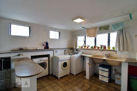 Apartamento para alugar com 270m², 4 quartos e 2 vagasÁrea de Serviço