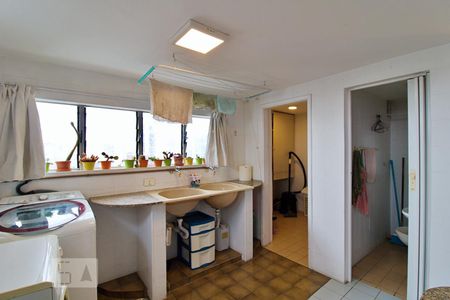 Apartamento para alugar com 270m², 4 quartos e 2 vagasÁrea de Serviço