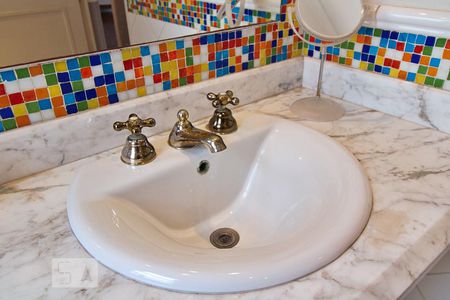 Apartamento para alugar com 270m², 4 quartos e 2 vagasBanheiro