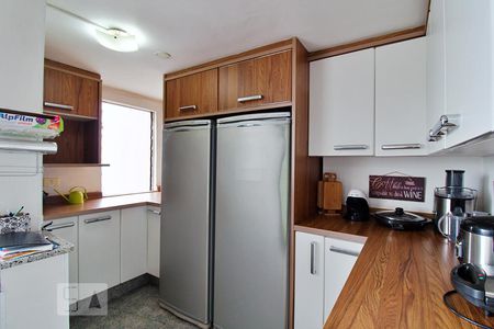 Apartamento para alugar com 270m², 4 quartos e 2 vagasCozinha