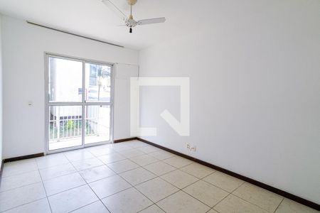 Quarto 2 de apartamento para alugar com 2 quartos, 66m² em Pendotiba, Niterói