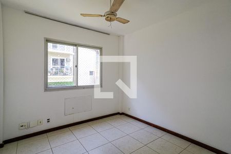 Quarto 1 de apartamento para alugar com 2 quartos, 66m² em Pendotiba, Niterói