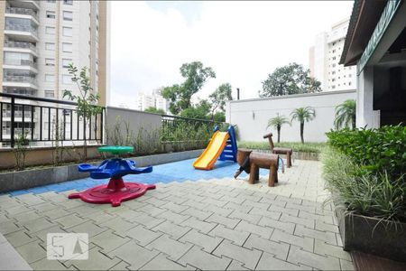 Apartamento à venda com 77m², 2 quartos e 2 vagasÁrea Comum - Playground