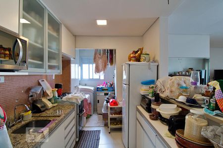 Apartamento à venda com 77m², 2 quartos e 2 vagasCozinha