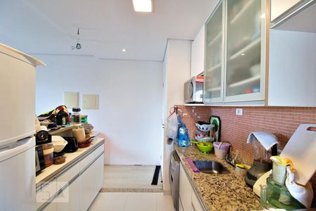 Apartamento à venda com 77m², 2 quartos e 2 vagasCozinha