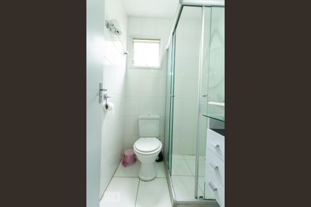 Apartamento à venda com 47m², 2 quartos e 1 vaga Apartamento à venda com 47m², 2 quartos e 1 vagaBanheiro