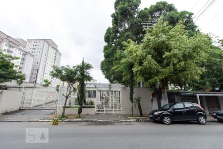 Apartamento à venda com 47m², 2 quartos e 1 vaga Apartamento à venda com 47m², 2 quartos e 1 vagaFachada
