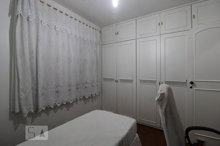 Apartamento à venda com 135m², 3 quartos e 2 vagasQuarto 2