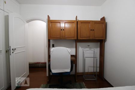 Apartamento à venda com 135m², 3 quartos e 2 vagasQuarto 2