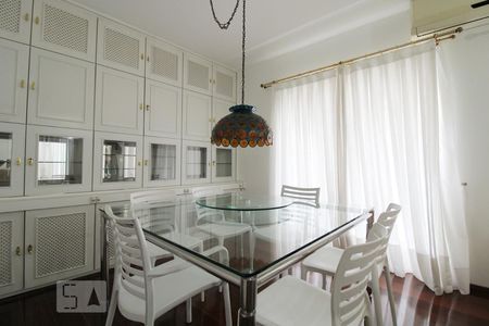 Sala de apartamento à venda com 3 quartos, 135m² em Cidade Monções, São Paulo