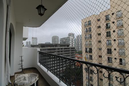 Apartamento à venda com 135m², 3 quartos e 2 vagasvaranda