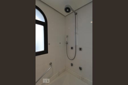 Apartamento à venda com 135m², 3 quartos e 2 vagasBanheiro