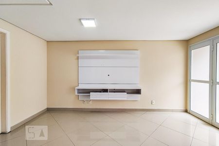 Sala de casa de condomínio à venda com 2 quartos, 106m² em Vila Andrade, São Paulo