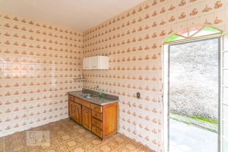 Casa à venda com 160m², 4 quartos e 1 vaga Casa à venda com 160m², 4 quartos e 1 vagaCozinha