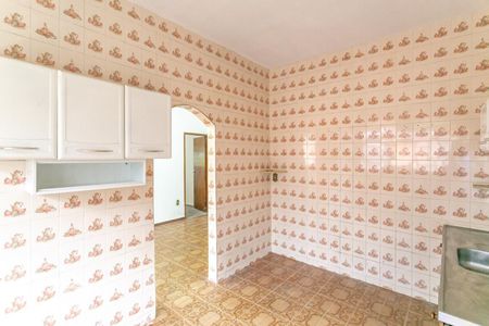 Casa à venda com 160m², 4 quartos e 1 vaga Casa à venda com 160m², 4 quartos e 1 vagaCozinha