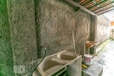 Casa à venda com 160m², 4 quartos e 1 vaga Casa à venda com 160m², 4 quartos e 1 vagaÁrea de Serviço