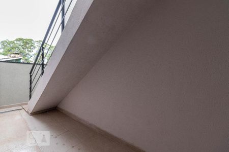 Área comum - Corredor Lateral de casa para alugar com 1 quarto, 25m² em Chora Menino, São Paulo