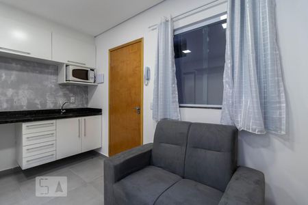 Sala de casa para alugar com 1 quarto, 25m² em Chora Menino, São Paulo