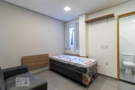 Sala de casa para alugar com 1 quarto, 25m² em Chora Menino, São Paulo