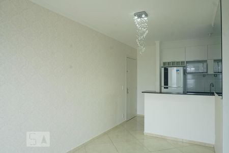 Sala de apartamento à venda com 2 quartos, 48m² em Jardim Laone, São Paulo
