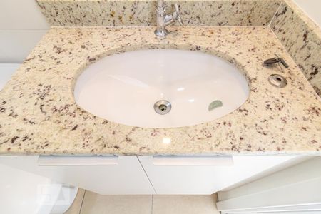 Studio para alugar com 27m², 1 quarto e sem vaga Studio para alugar com 27m², 1 quarto e sem vagaBanheiro