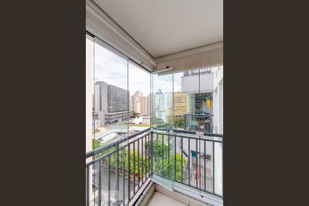Varanda de kitnet/studio para alugar com 1 quarto, 27m² em Bela Vista, São Paulo