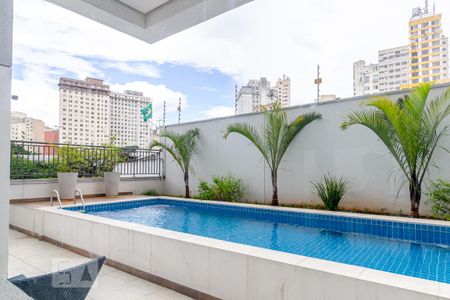 Studio para alugar com 27m², 1 quarto e sem vaga Studio para alugar com 27m², 1 quarto e sem vagaÁrea comum - Piscina