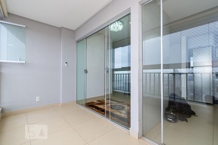 Varanda da Sala de apartamento à venda com 3 quartos, 73m² em Parque Amazônia, Goiânia