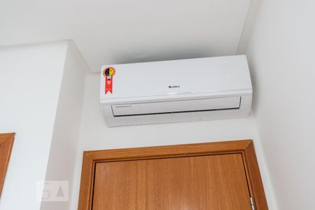 Apartamento à venda com 73m², 3 quartos e 1 vaga Apartamento à venda com 73m², 3 quartos e 1 vagaDetalhe da Suite