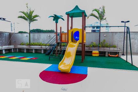 Apartamento à venda com 73m², 3 quartos e 1 vaga Apartamento à venda com 73m², 3 quartos e 1 vagaÁrea Comum - Playground