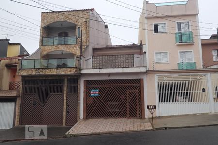 Casa para alugar com 181m², 3 quartos e 2 vagasFachada