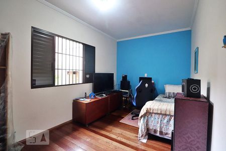 Casa para alugar com 181m², 3 quartos e 2 vagasQuarto 3