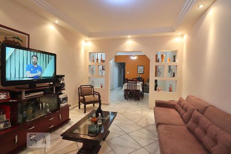 Sala de casa para alugar com 3 quartos, 181m² em Jardim Las Vegas, Santo André