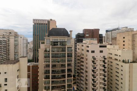 Sala de apartamento à venda com 2 quartos, 61m² em Cerqueira César, São Paulo
