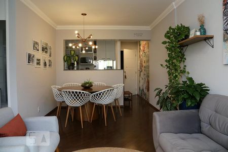 Sala/Cozinha de apartamento para alugar com 1 quarto, 67m² em Vila Suzana, São Paulo