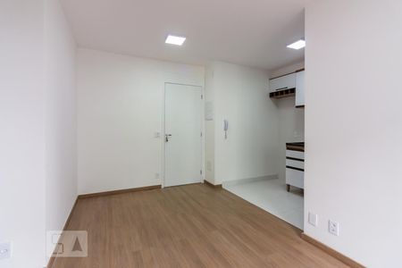 Sala de apartamento à venda com 2 quartos, 48m² em Centro, Osasco