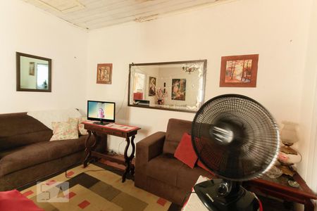 Sala de casa à venda com 2 quartos, 39m² em Medianeira, Porto Alegre