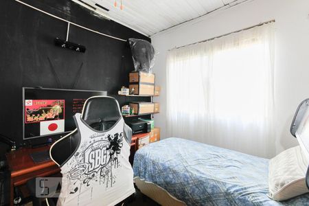 Quarto 1 de casa à venda com 2 quartos, 39m² em Medianeira, Porto Alegre