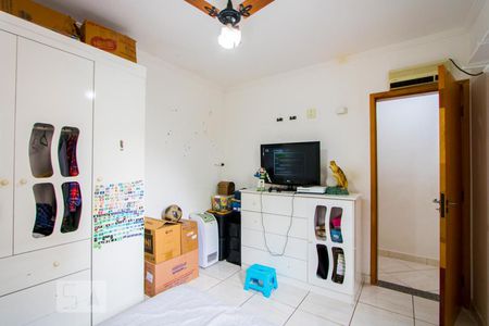 Apartamento à venda com 172m², 3 quartos e 2 vagasQuarto 2