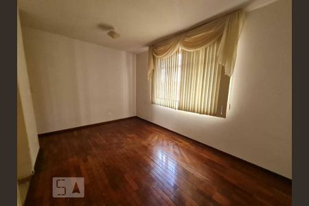 Apartamento para alugar com 120m², 4 quartos e 2 vagas