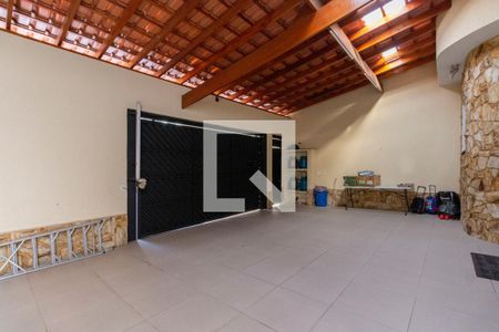 Casa à venda com 300m², 3 quartos e 4 vagasGaragem