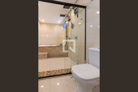 Casa à venda com 300m², 3 quartos e 4 vagasBanheiro Suite 2