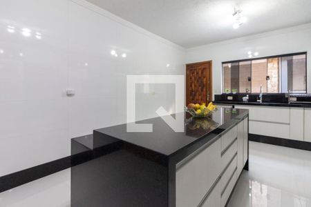 Casa à venda com 300m², 3 quartos e 4 vagasCozinha