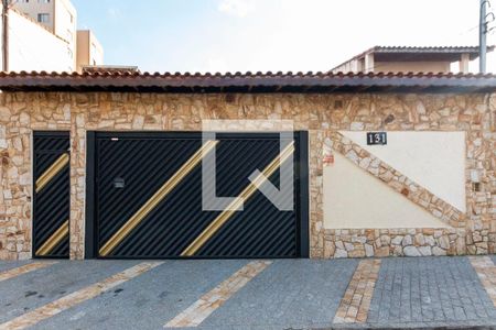 Casa à venda com 300m², 3 quartos e 4 vagasFachada